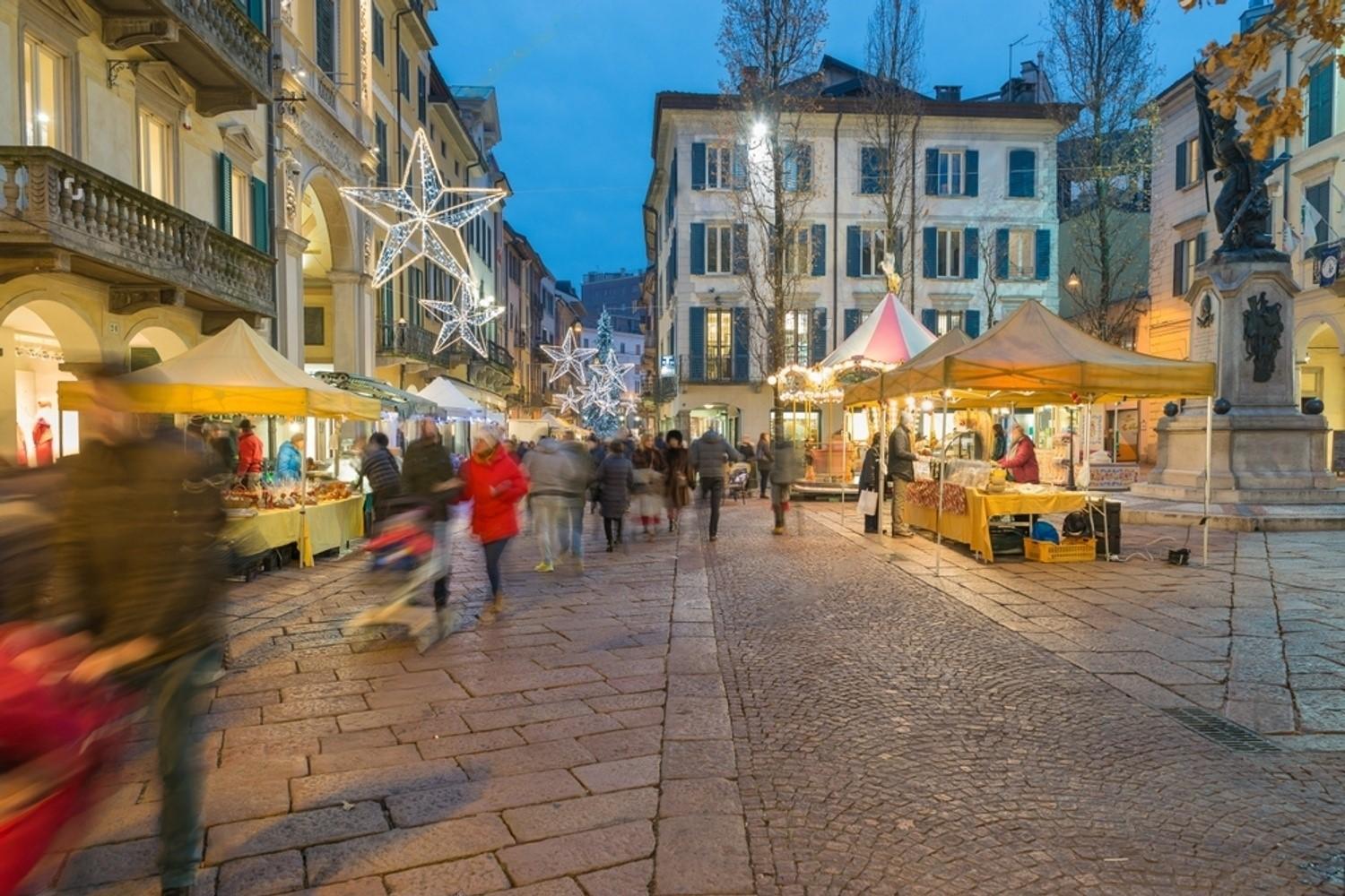 La Terrazza - Very Quiet - Free Park - 3 Min From Varese Center And Lake - Air Conditioning - Cycling Friendly Extérieur photo