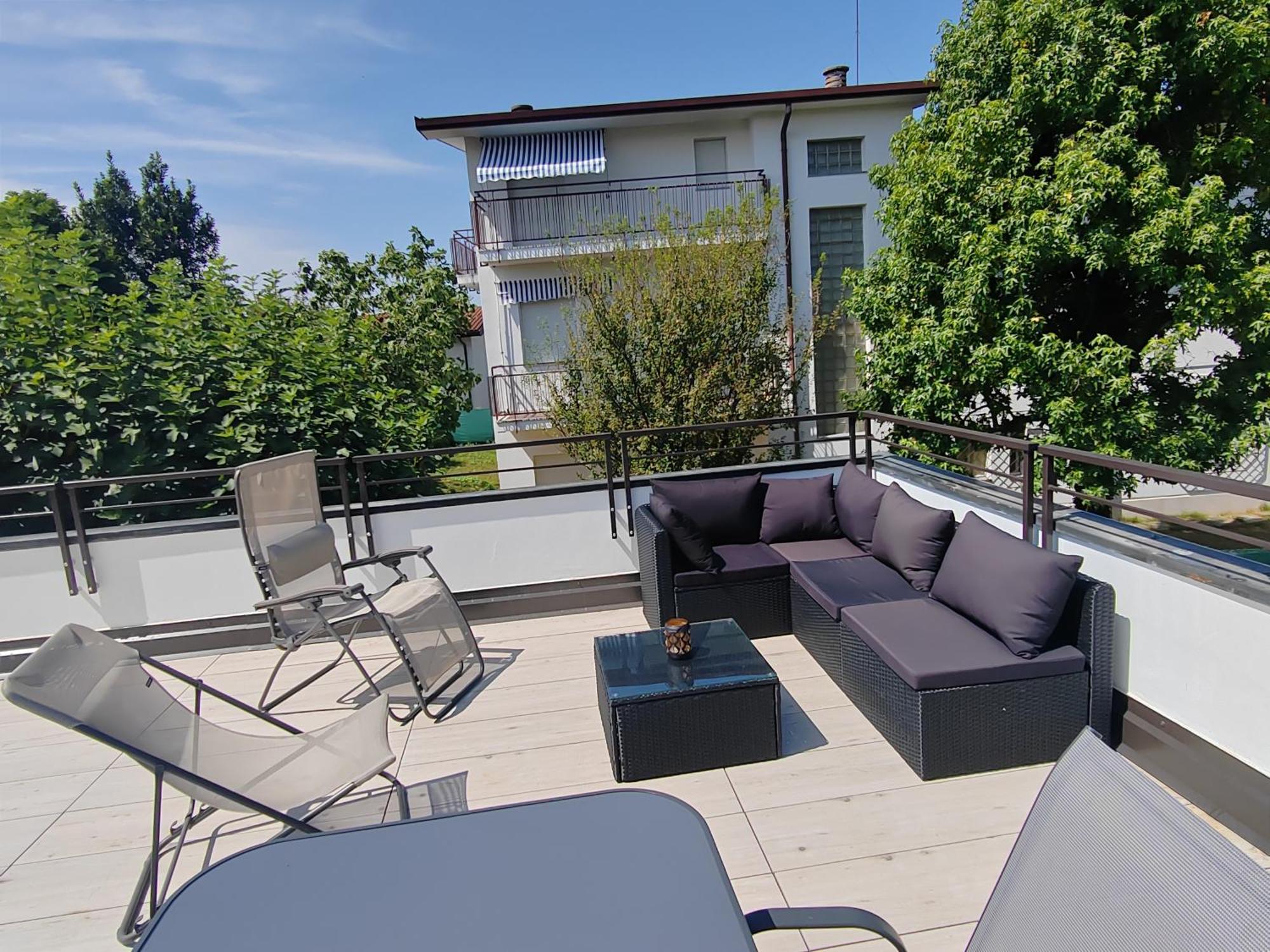 La Terrazza - Very Quiet - Free Park - 3 Min From Varese Center And Lake - Air Conditioning - Cycling Friendly Extérieur photo